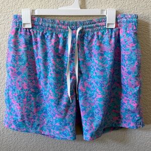 Chubbies size Medium Retro Bright Colored Splatter Swim Trunks 5.5” Gator Liner